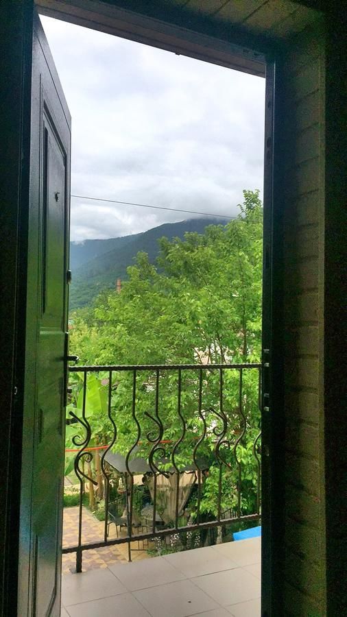 Комплексы для отдыха с коттеджами/бунгало Cottages in Gagra Гагра-36