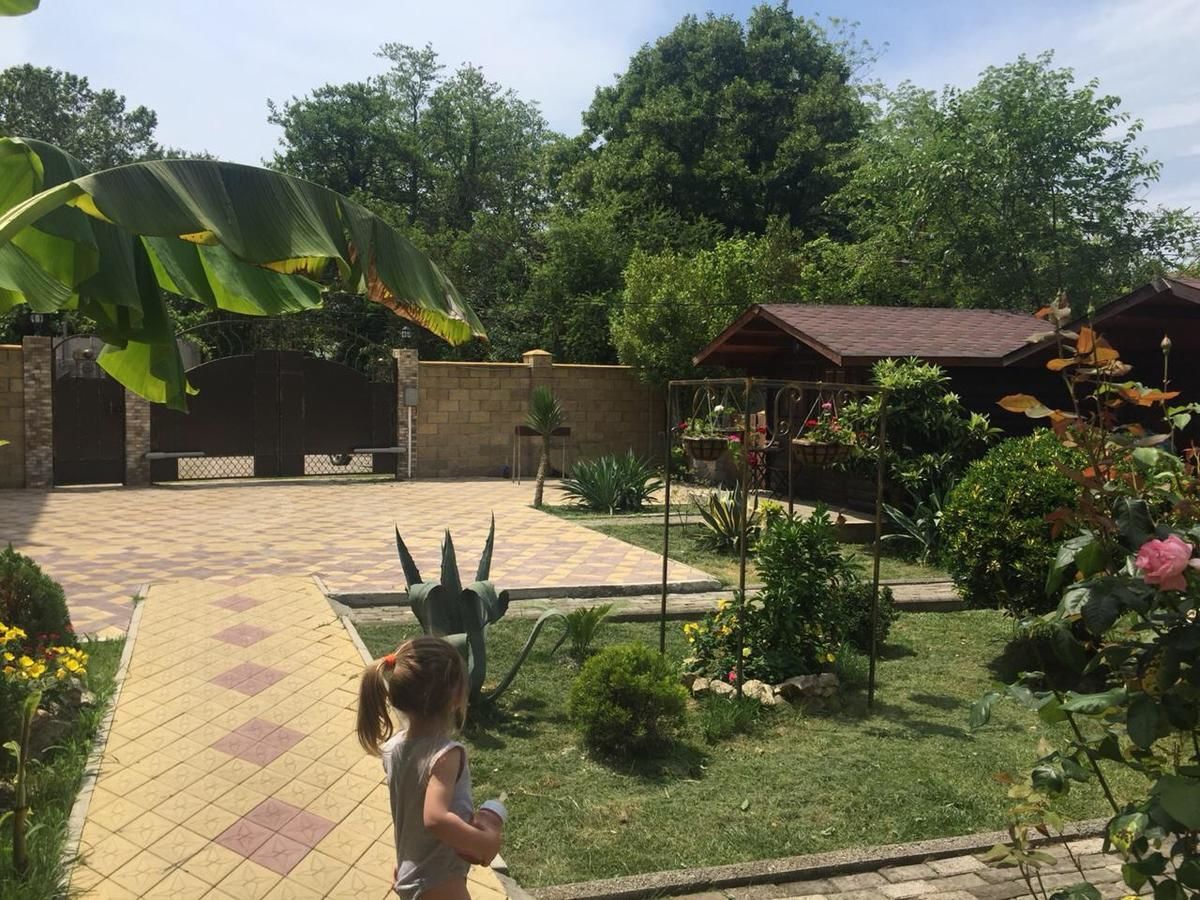 Комплексы для отдыха с коттеджами/бунгало Cottages in Gagra Гагра-38