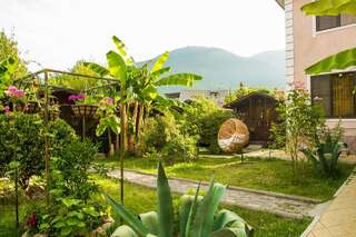 Комплексы для отдыха с коттеджами/бунгало Cottages in Gagra Гагра Коттедж с 1 спальней-5