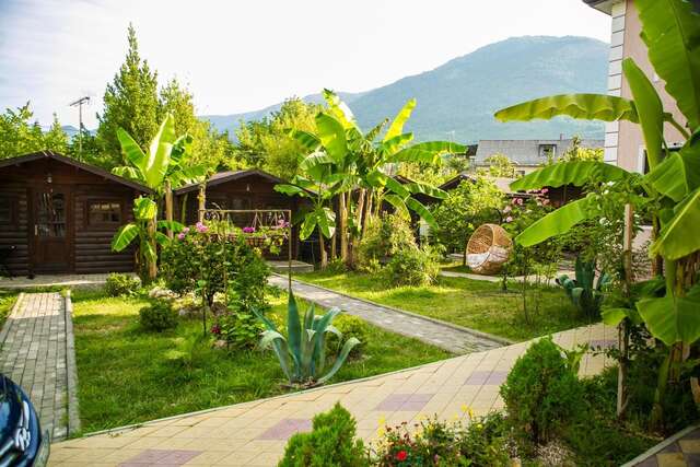 Комплексы для отдыха с коттеджами/бунгало Cottages in Gagra Гагра-34